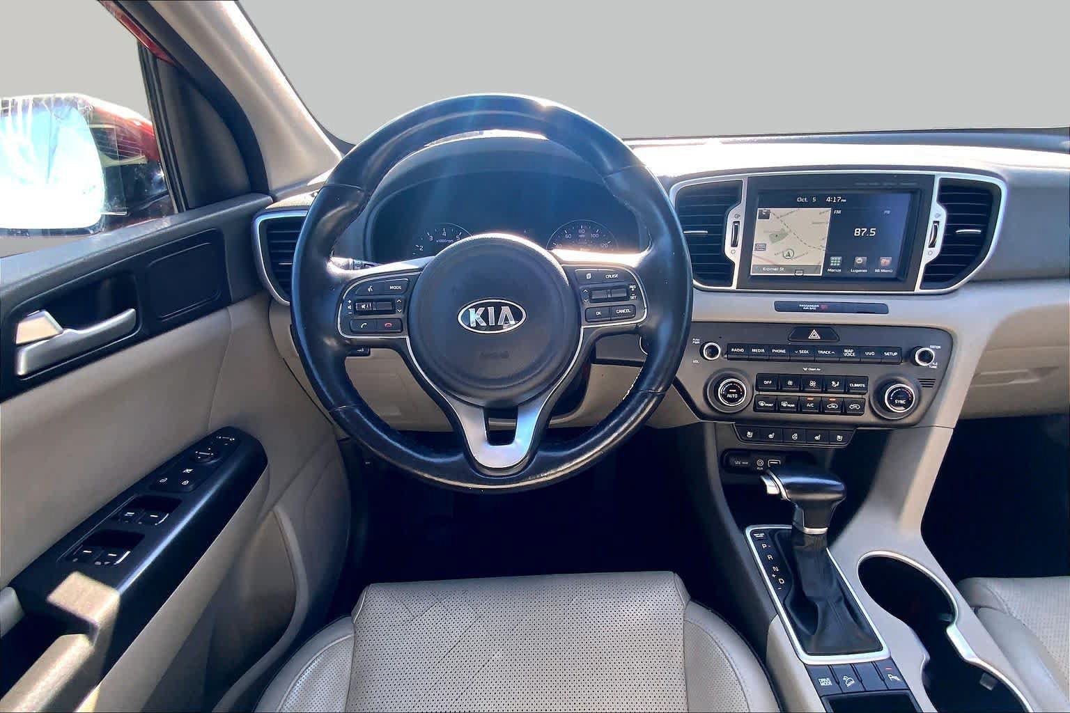 Used 2017 Kia Sportage EX w/ EX Technology Package FWD image 6