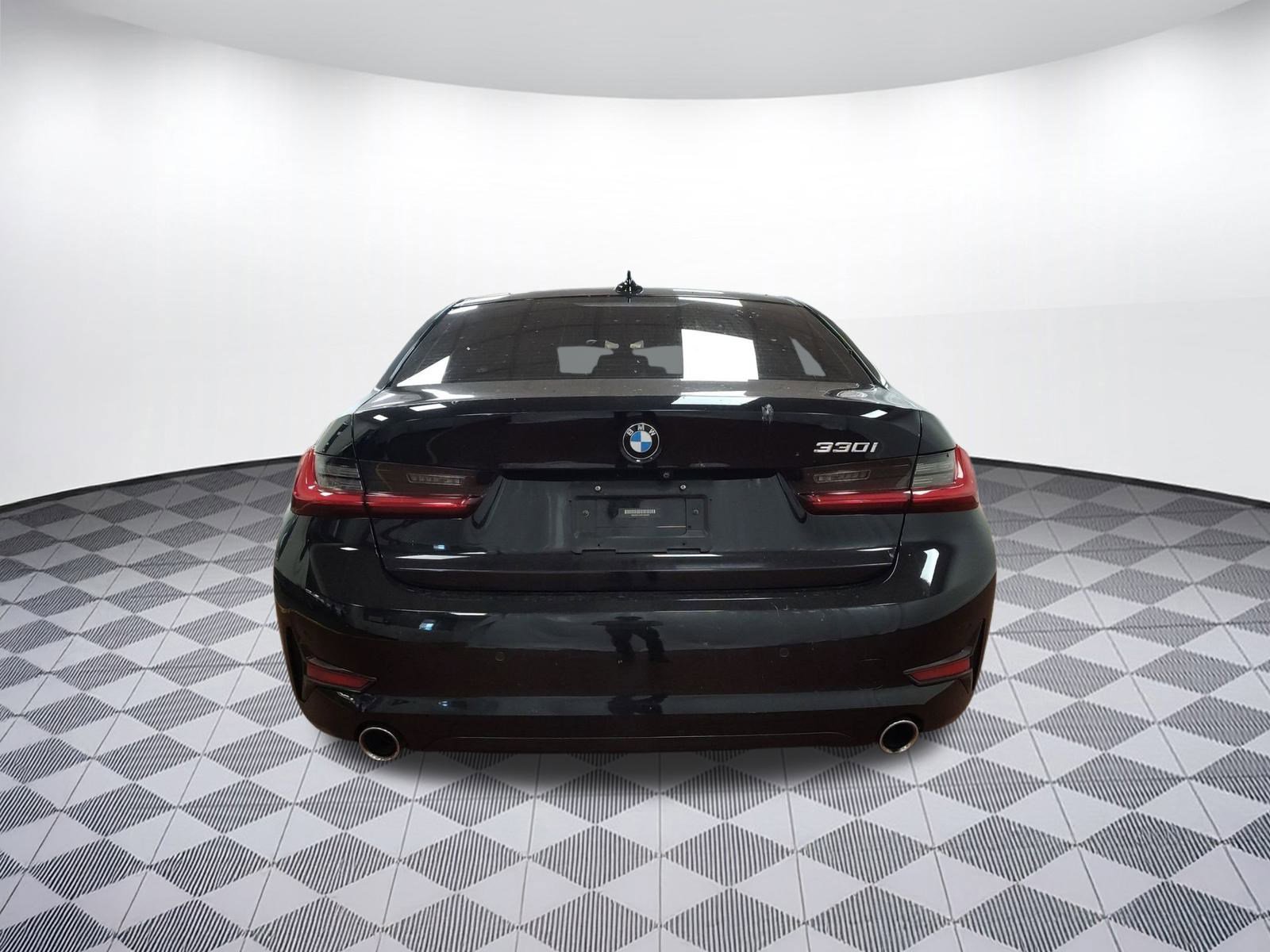 Used 2019 BMW 330i Sedan image 9