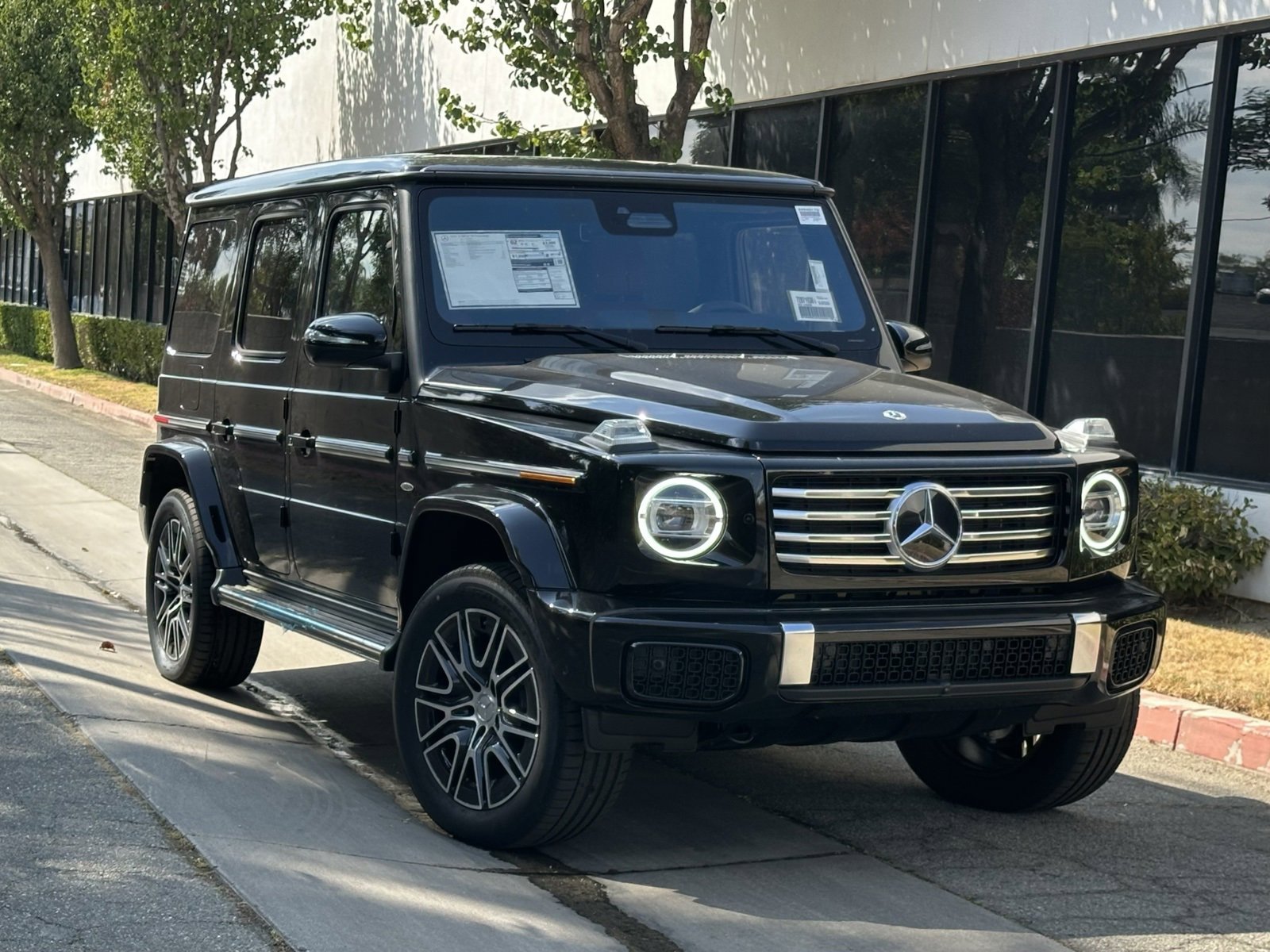 New 2025 Mercedes-Benz G 580 w/ EQ Technology image 2