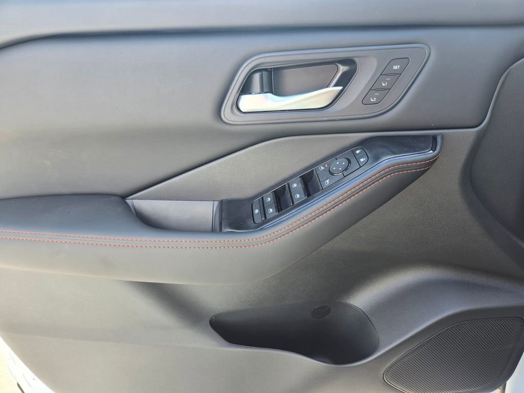New 2026 Nissan Rogue SV w/ Rock Creek Premium Package image 11
