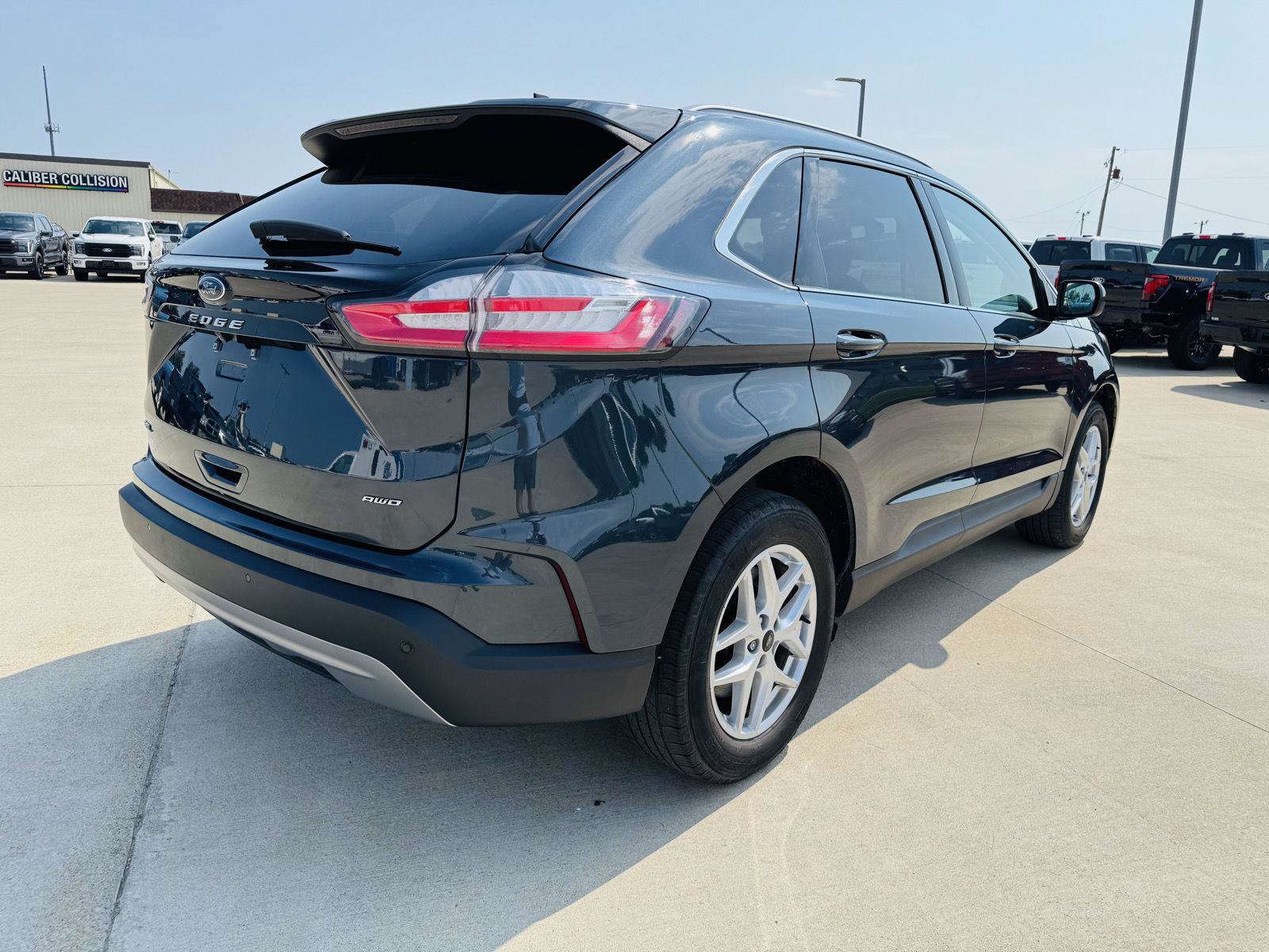 Used 2024 Ford Edge SEL w/ Convenience Package AWD/4WD image 37
