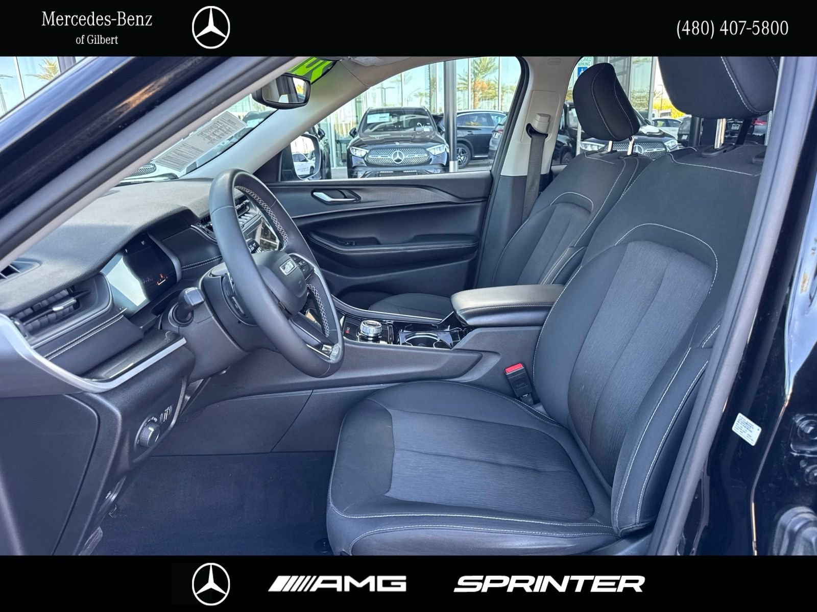 Used 2023 Jeep Grand Cherokee L Laredo AWD/4WD image 8