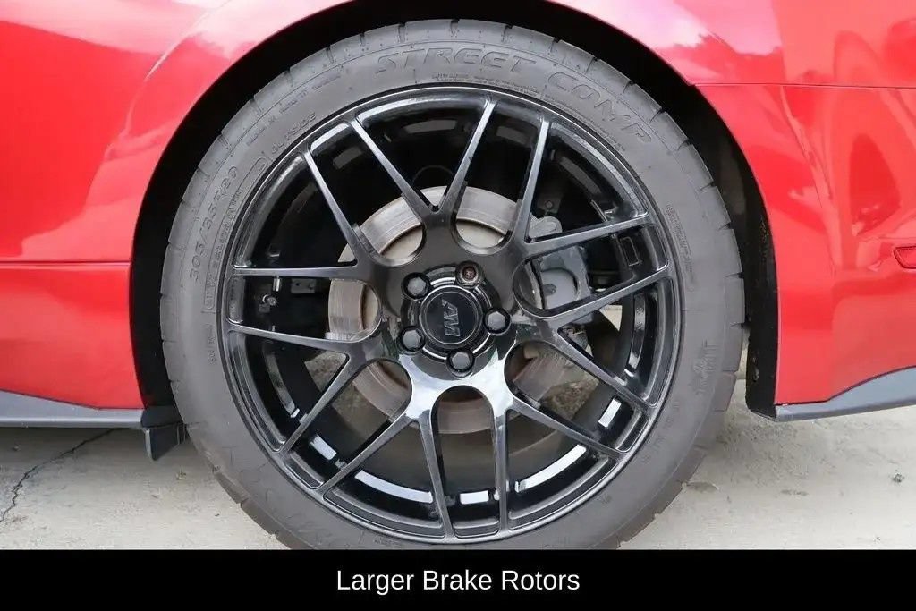 Used 2020 Ford Mustang GT Premium w/ GT Performance Package RWD image 30
