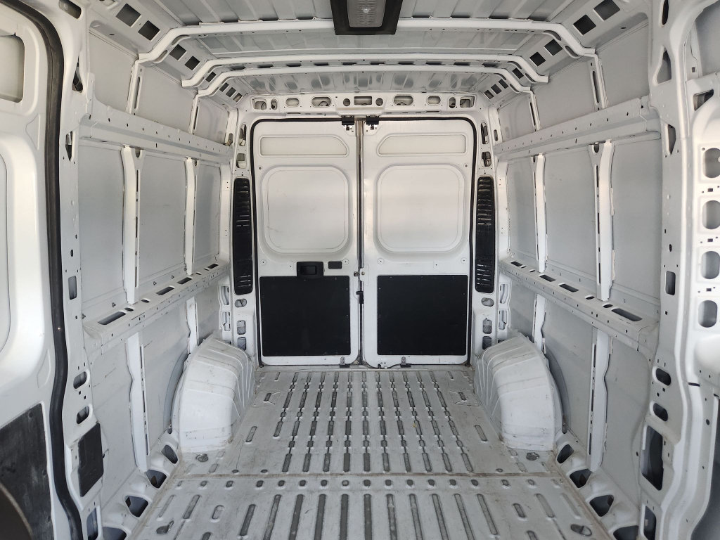 Used 2025 RAM ProMaster 2500 w/ Convenience Group FWD image 25