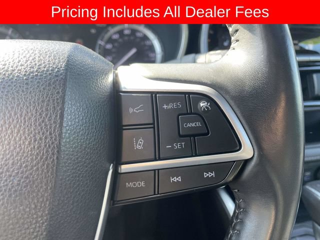 Used 2022 Toyota Highlander XSE AWD/4WD image 30
