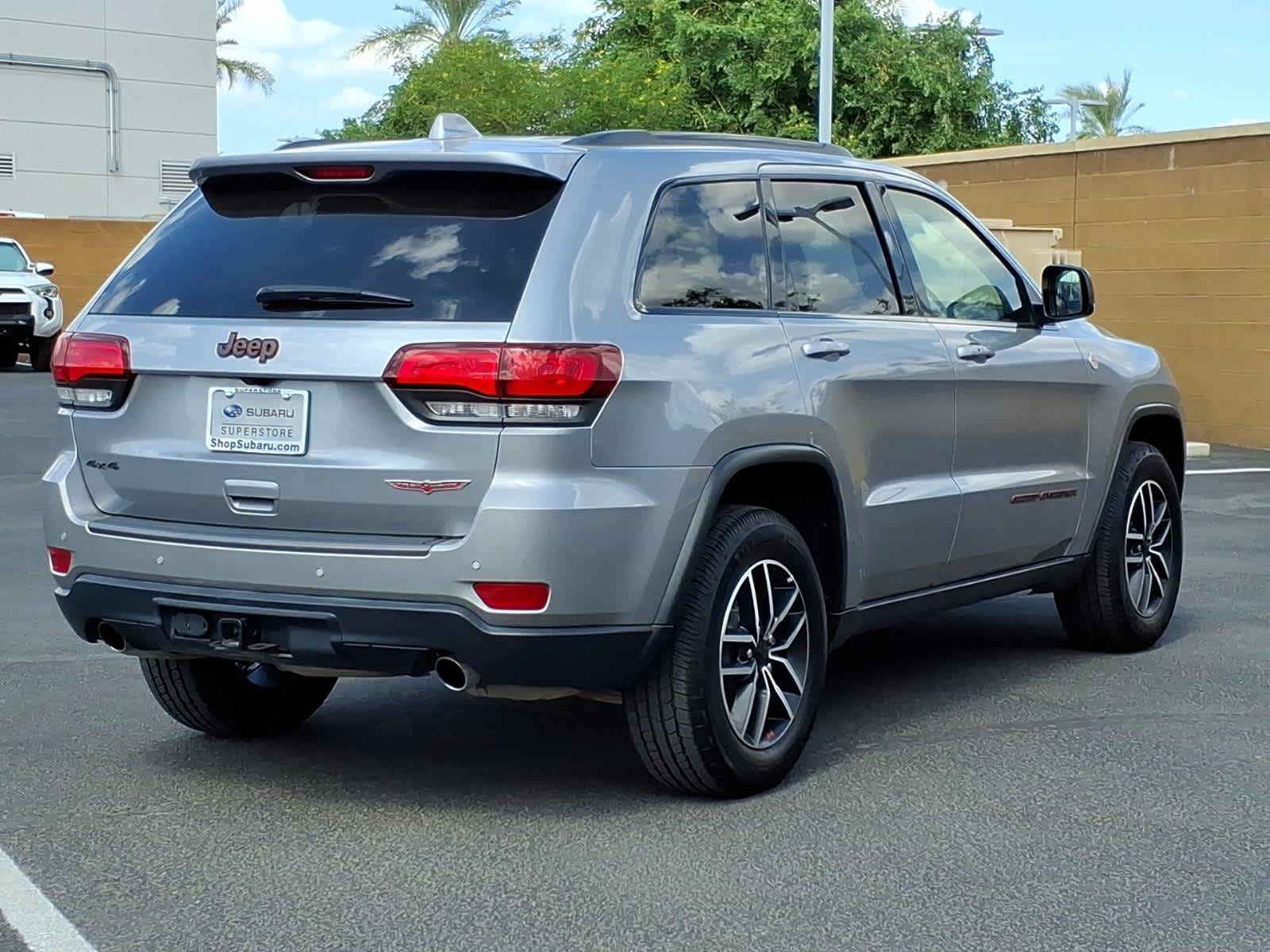 Used 2020 Jeep Grand Cherokee Trailhawk AWD/4WD image 7