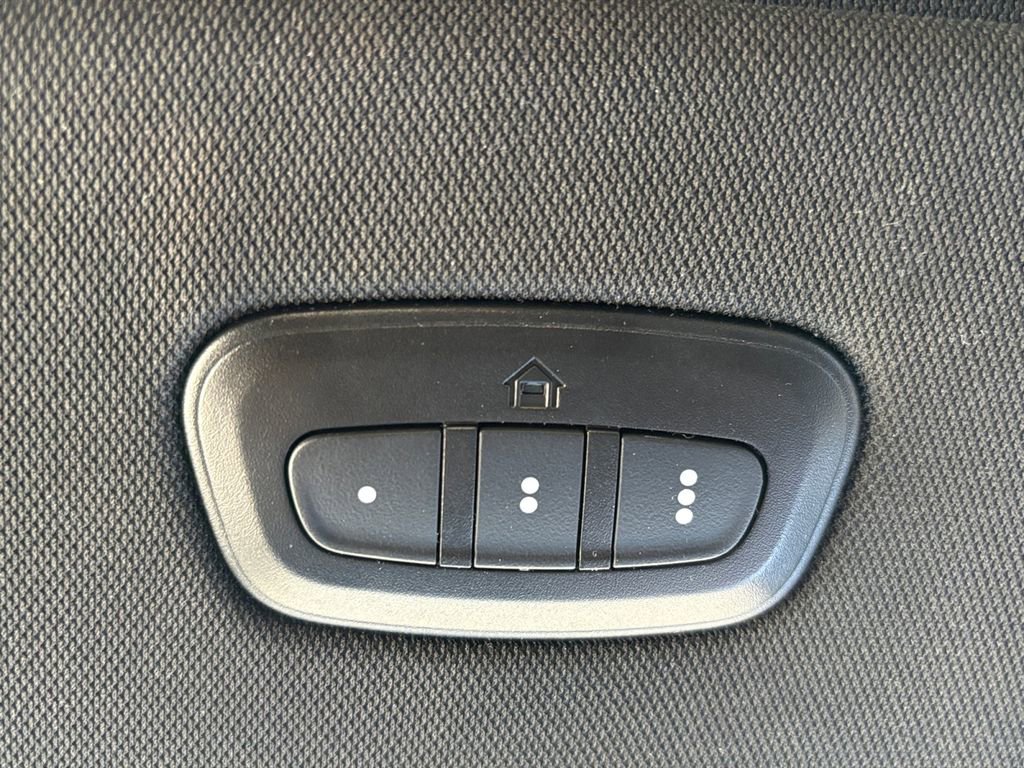 Used 2024 Jeep Wagoneer Series II AWD/4WD image 28