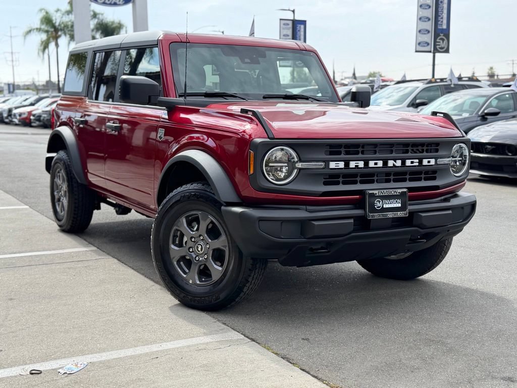 Certified 2025 Ford Bronco Big Bend AWD/4WD image 3