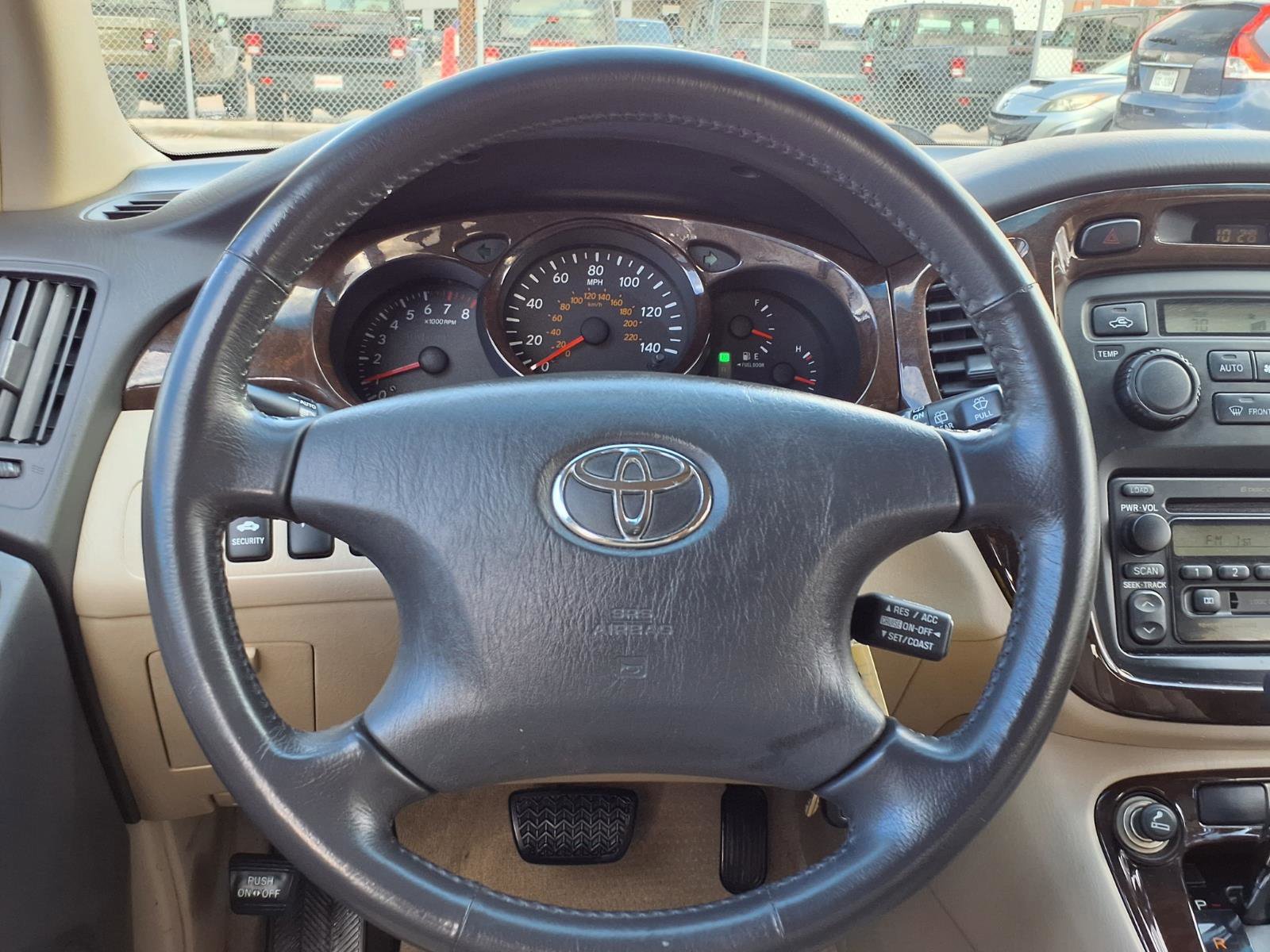 Used 2001 Toyota Highlander 2WD V6 image 11