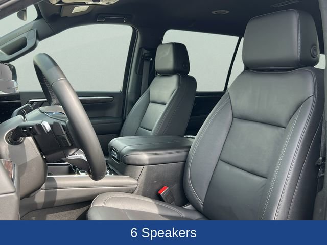 Used 2025 Chevrolet Suburban Z71 AWD/4WD image 15