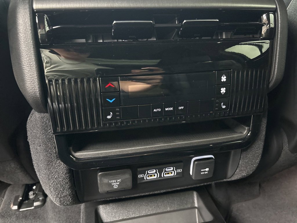 New 2025 Jeep Wagoneer Series II w/ Convenience Group I image 14