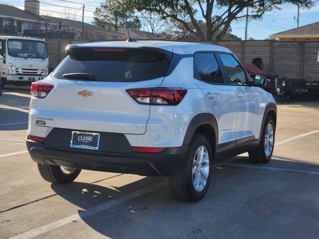 Used 2025 Chevrolet TrailBlazer LS w/ LS Convenience Package image 14