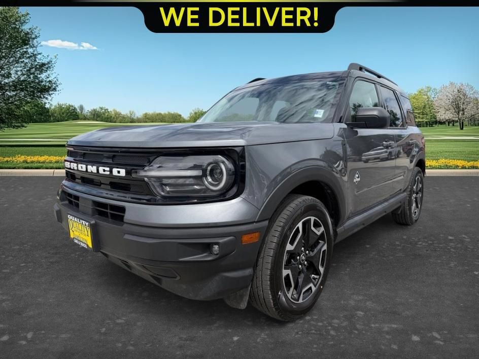 Used 2022 Ford Bronco Sport Outer Banks w/ Tech Package AWD/4WD image 1