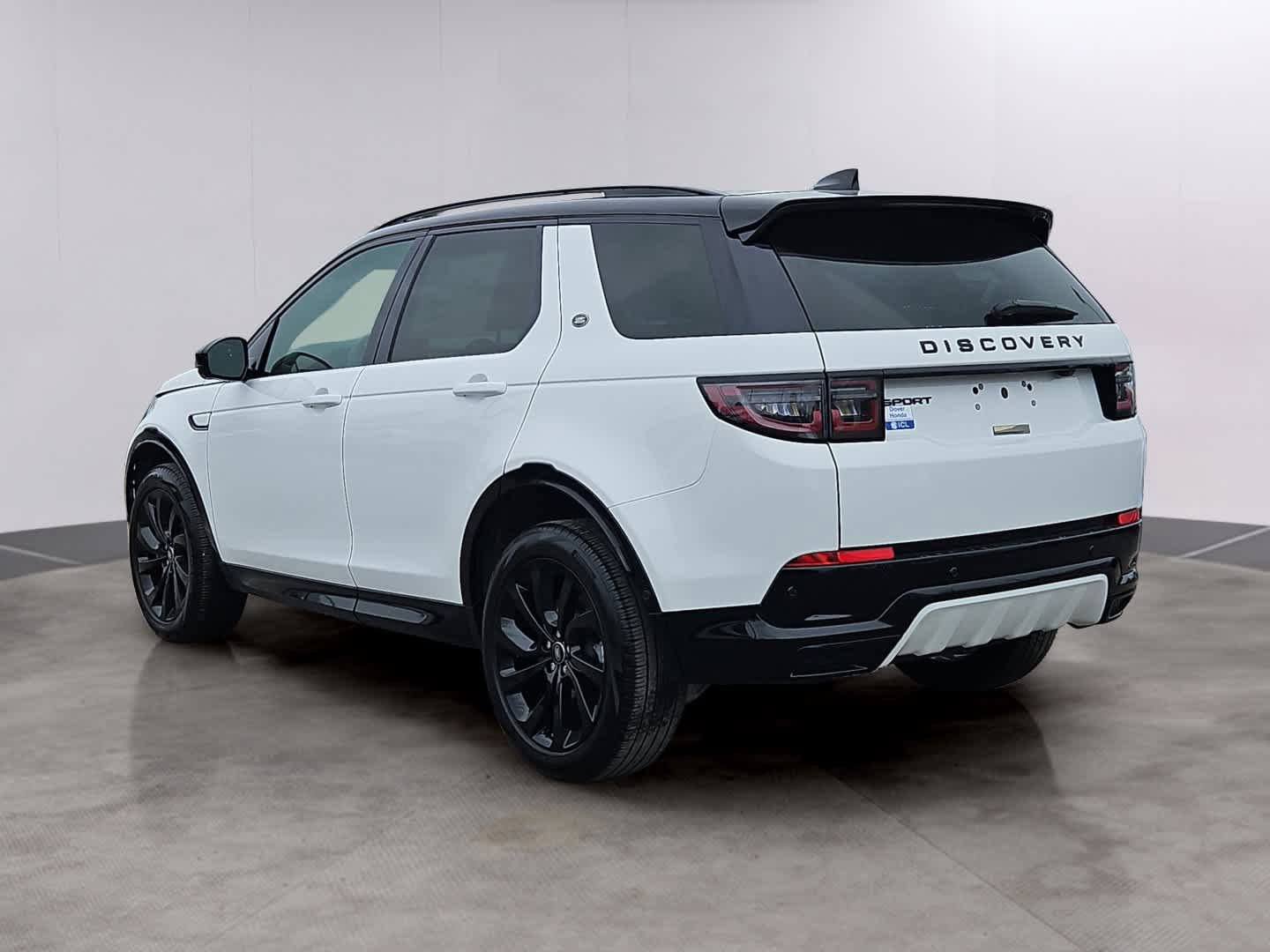 Used 2024 Land Rover Discovery Sport Dynamic SE AWD/4WD image 6