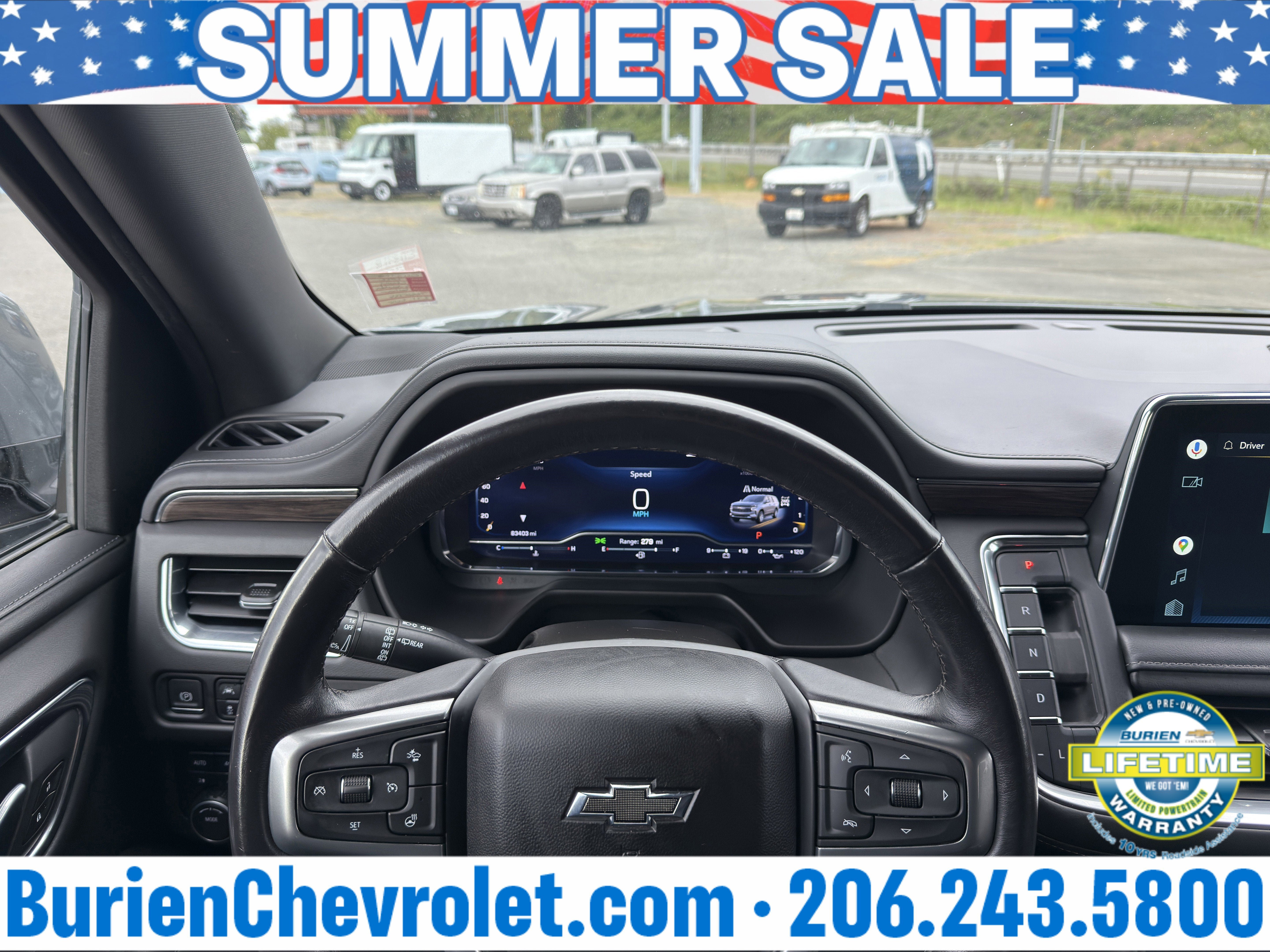 Used 2022 Chevrolet Suburban Z71 w/ Luxury Package AWD/4WD image 13