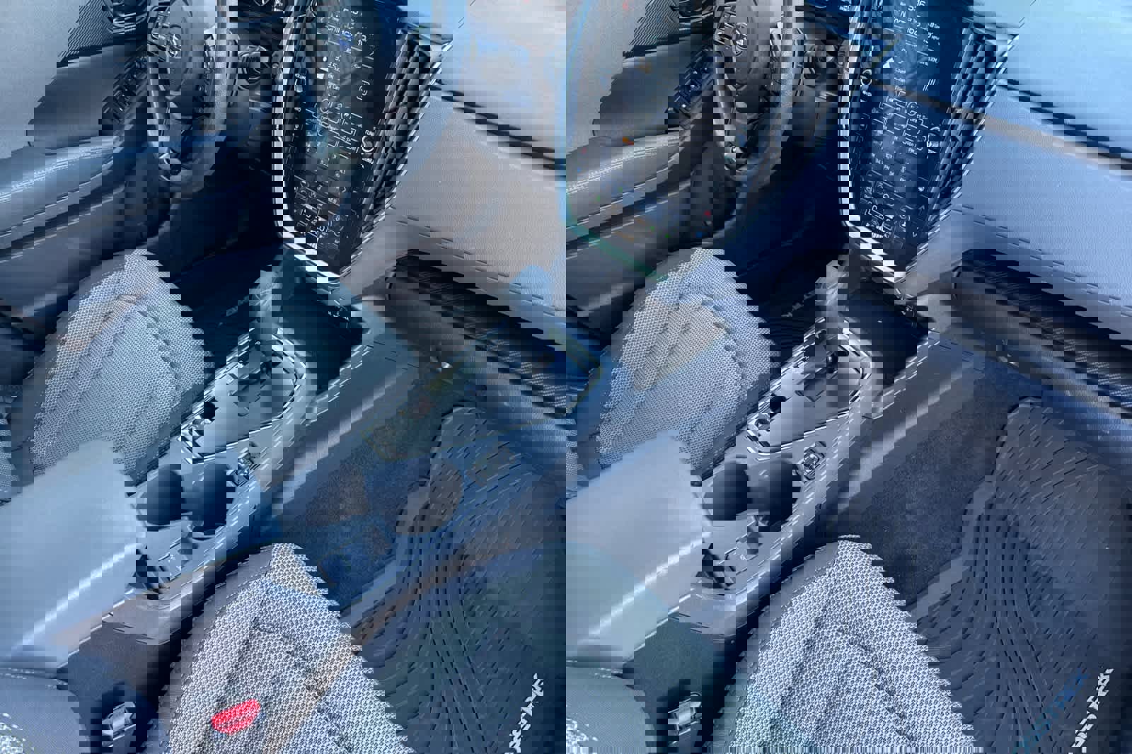 Used 2024 Subaru Crosstrek 2.0i Premium image 16