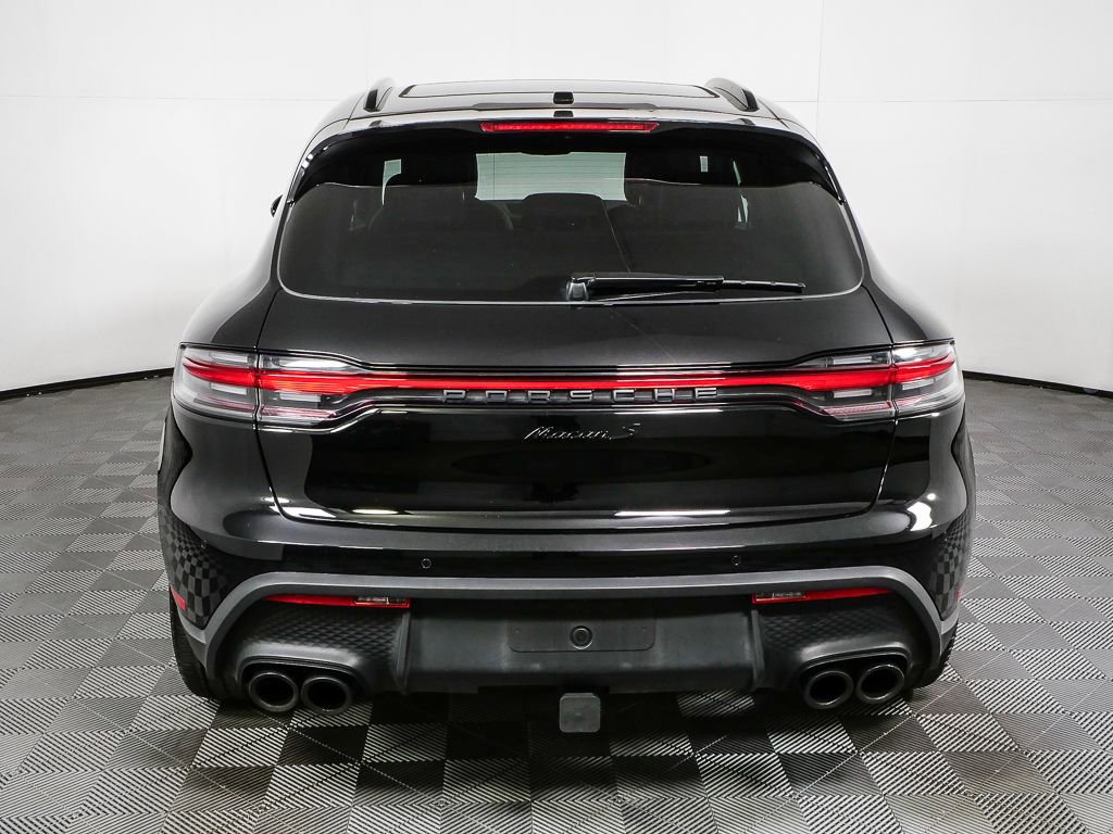 Certified 2023 Porsche Macan S w/ Premium Package Plus image 32