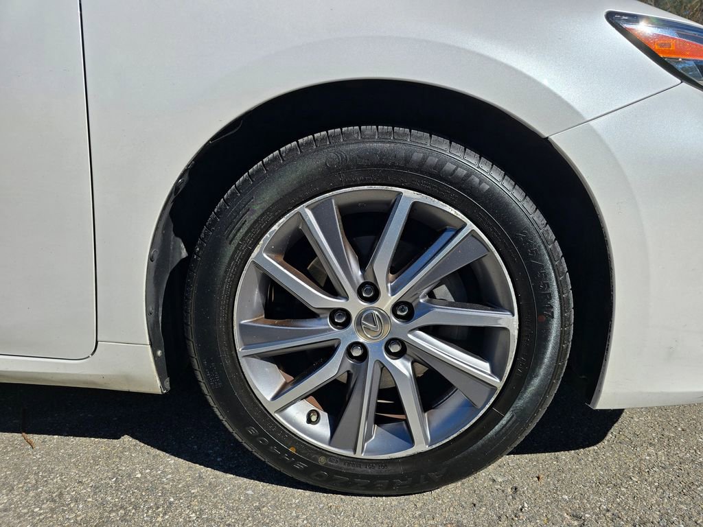 Used 2016 Lexus ES 300h image 12