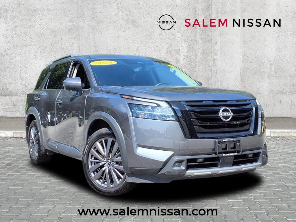 Used 2024 Nissan Pathfinder SL w/ SL Premium Package