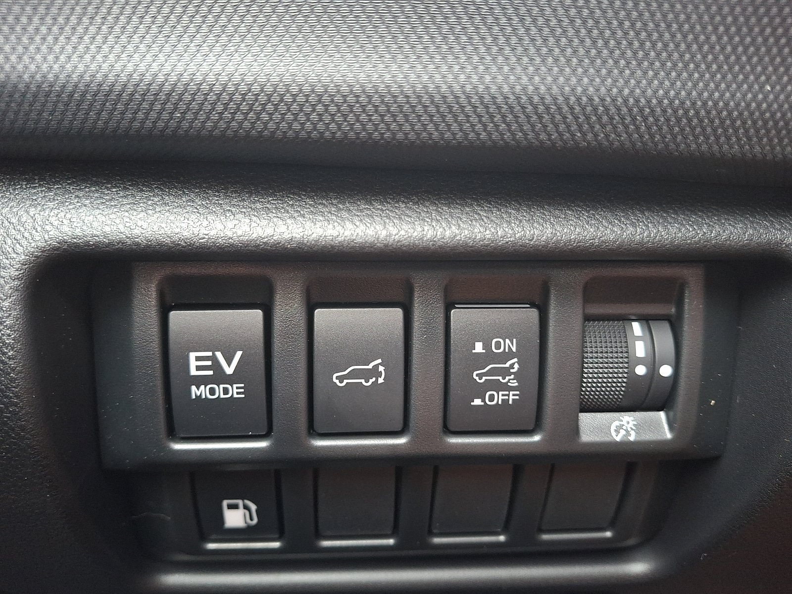 New 2026 Subaru Forester Premium AWD/4WD image 18