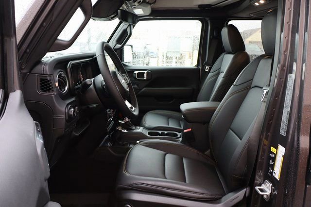 New 2026 Jeep Wrangler Unlimited Sahara AWD/4WD image 11