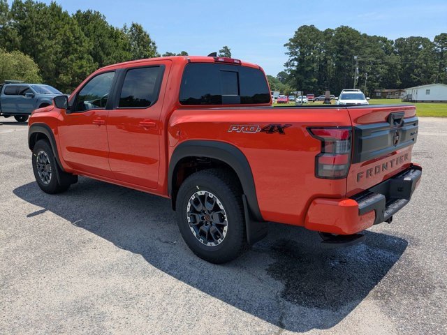 New 2025 Nissan Frontier PRO-4X w/ Black Accent Package image 6