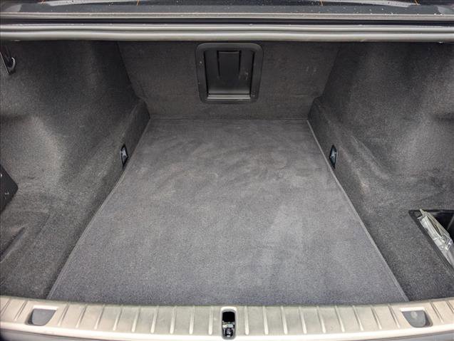Used 2022 BMW 750i xDrive AWD/4WD image 6