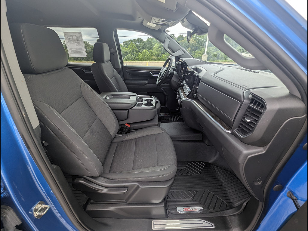 Used 2022 Chevrolet Silverado 1500 LT Trail Boss w/ Protection Package AWD/4WD image 21