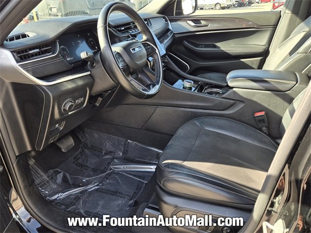 Used 2022 Jeep Grand Cherokee L Laredo image 7