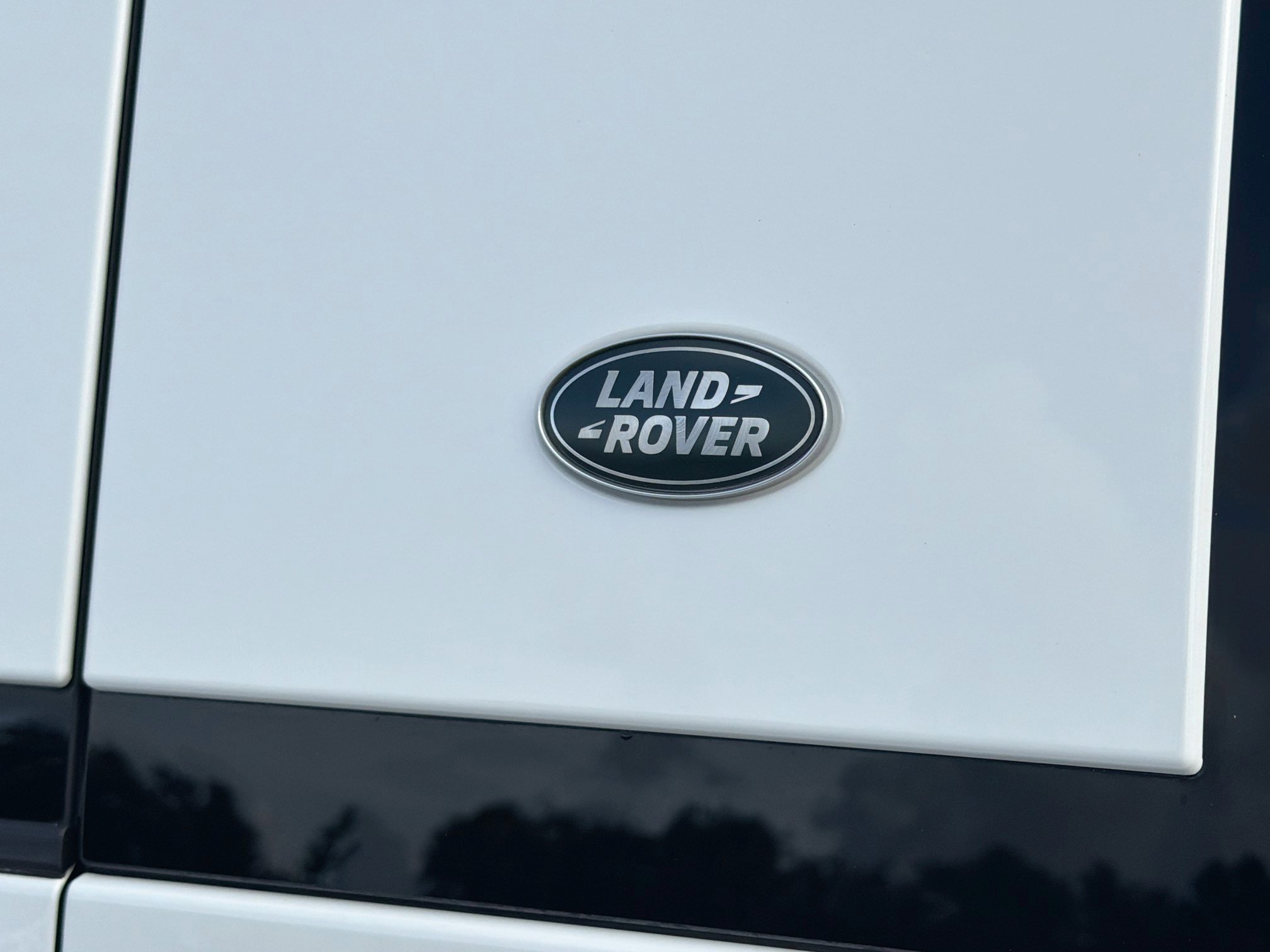 Used 2022 Land Rover Defender 110 S AWD/4WD image 46