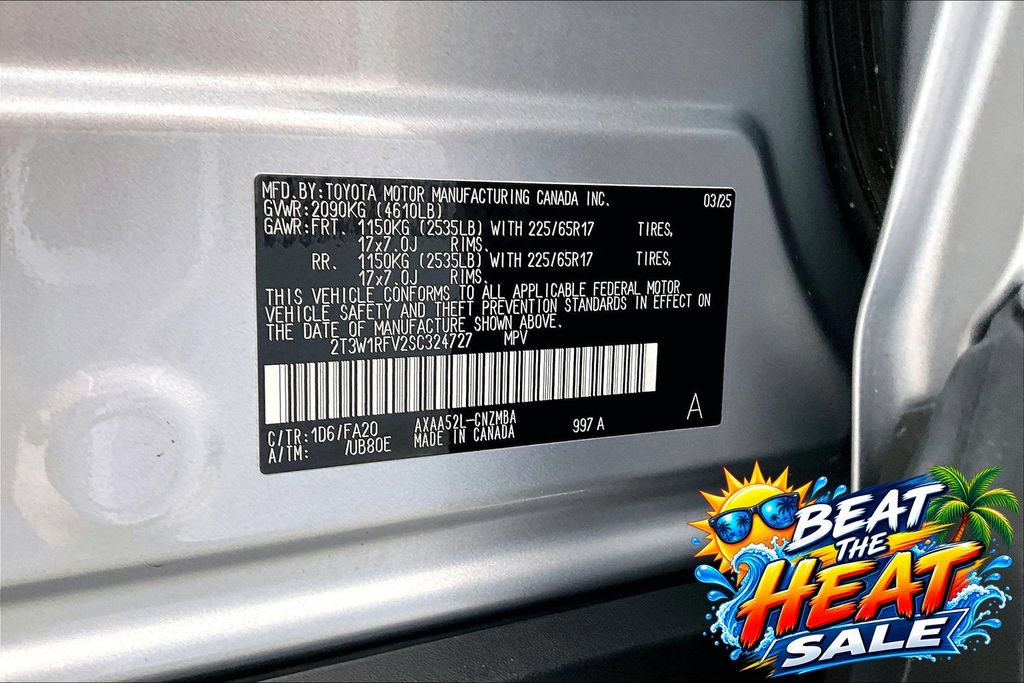 Used 2025 Toyota RAV4 XLE FWD image 41