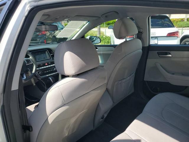 Used 2018 Hyundai Sonata SE FWD image 24