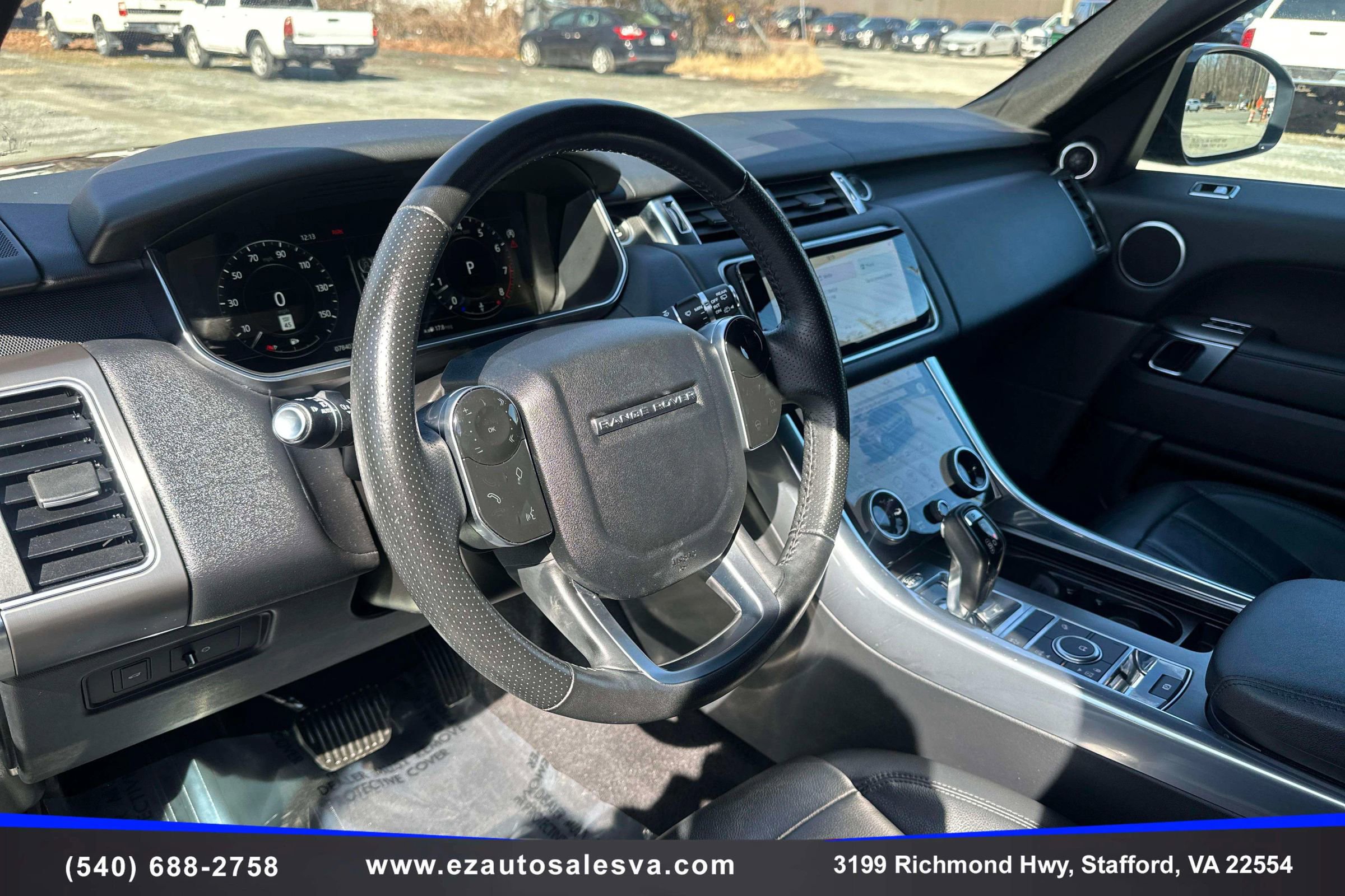 Used 2018 Land Rover Range Rover Sport SE image 15