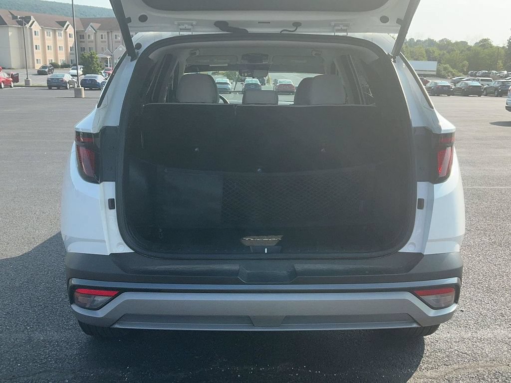 Certified 2026 Hyundai Tucson SEL Plus AWD/4WD image 9