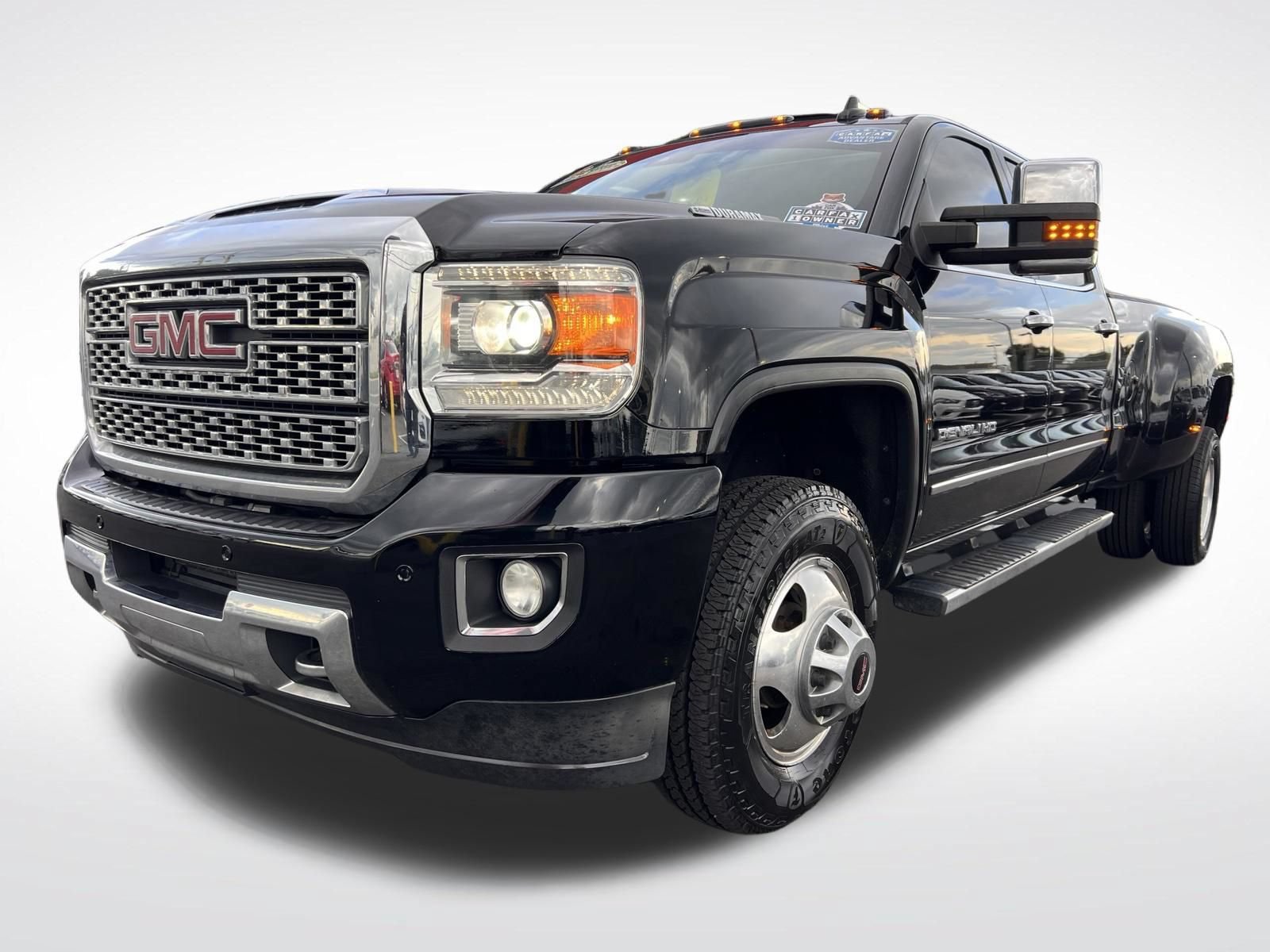 Used 2019 GMC Sierra 3500 Denali w/ Duramax Plus Package AWD/4WD image 70