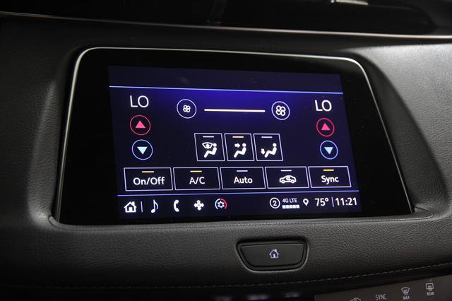 Used 2022 Cadillac XT4 Premium Luxury AWD/4WD image 12