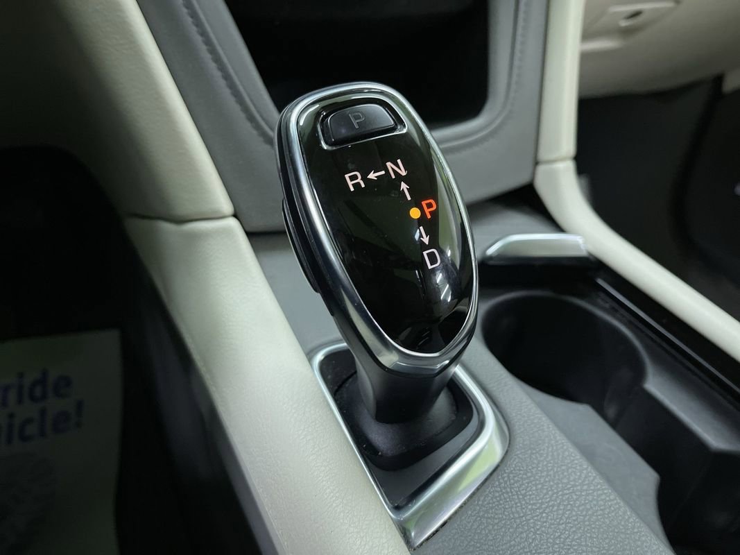 Used 2017 Cadillac XT5 Luxury w/ Driver Awareness Package image 26