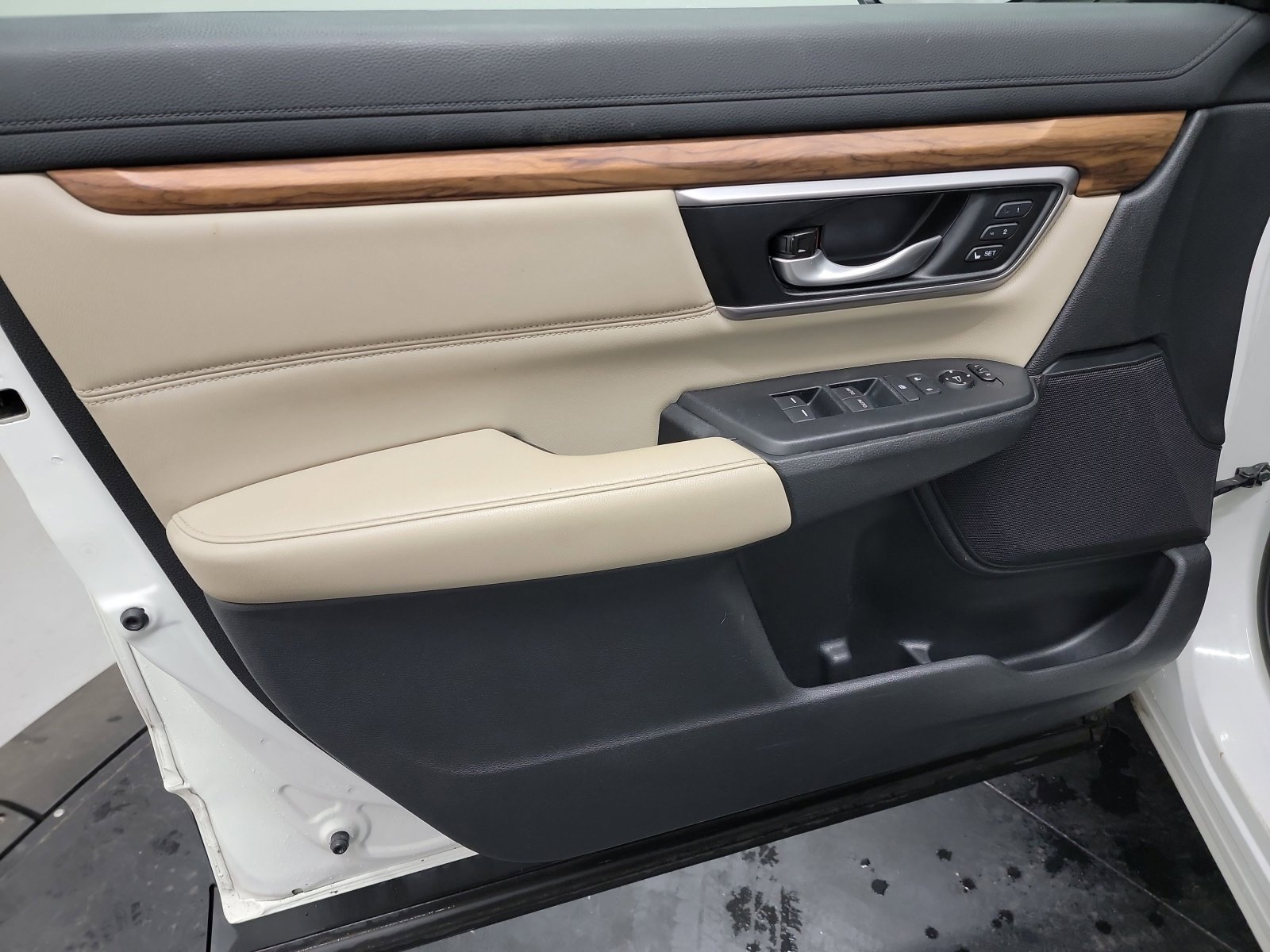 Used 2018 Honda CR-V EX-L image 13