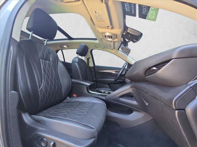 Used 2021 Buick Envision Avenir w/ Technology Package II AWD/4WD image 22