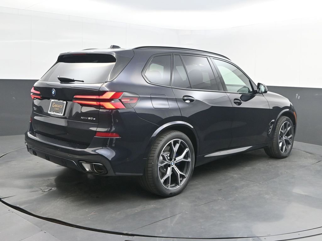 New 2026 BMW X5 xDrive50e AWD/4WD image 7