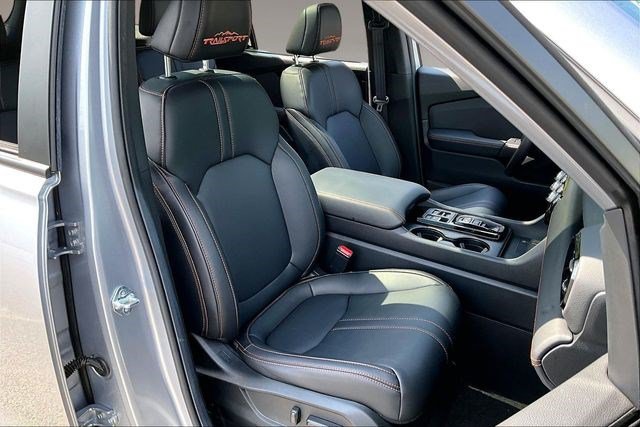 Certified 2025 Honda Pilot TrailSport image 26