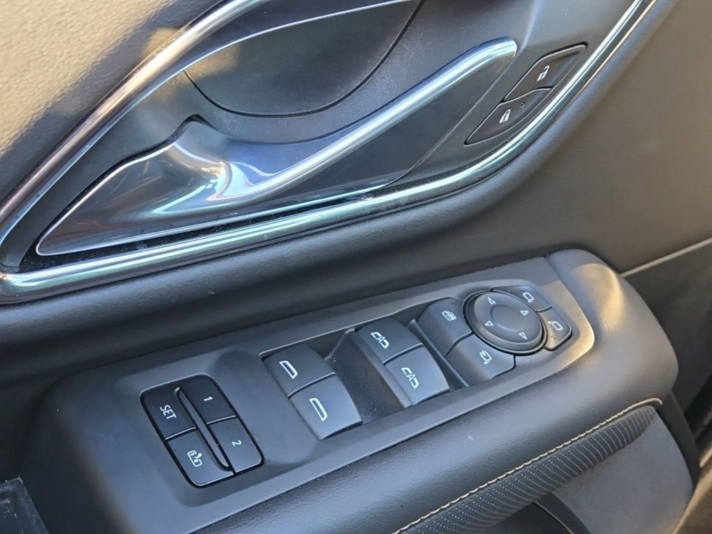 Used 2023 GMC Yukon AT4 w/ Max Trailering Package image 14