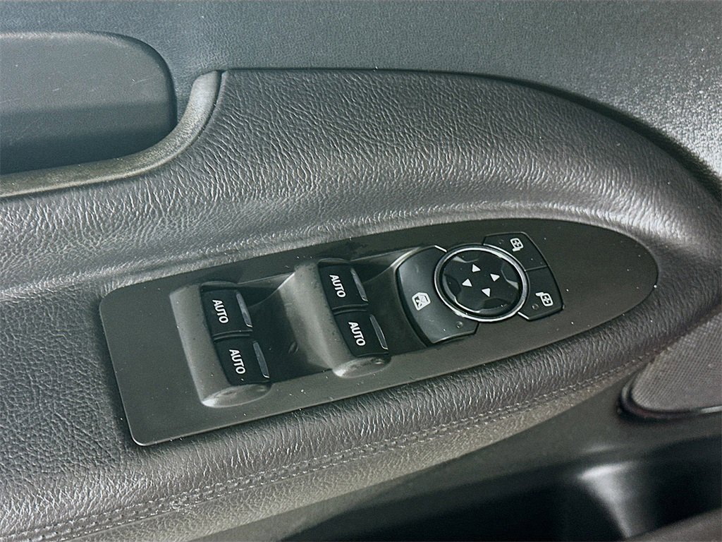 Used 2015 Lincoln MKT AWD w/ Equipment Group 201A image 25