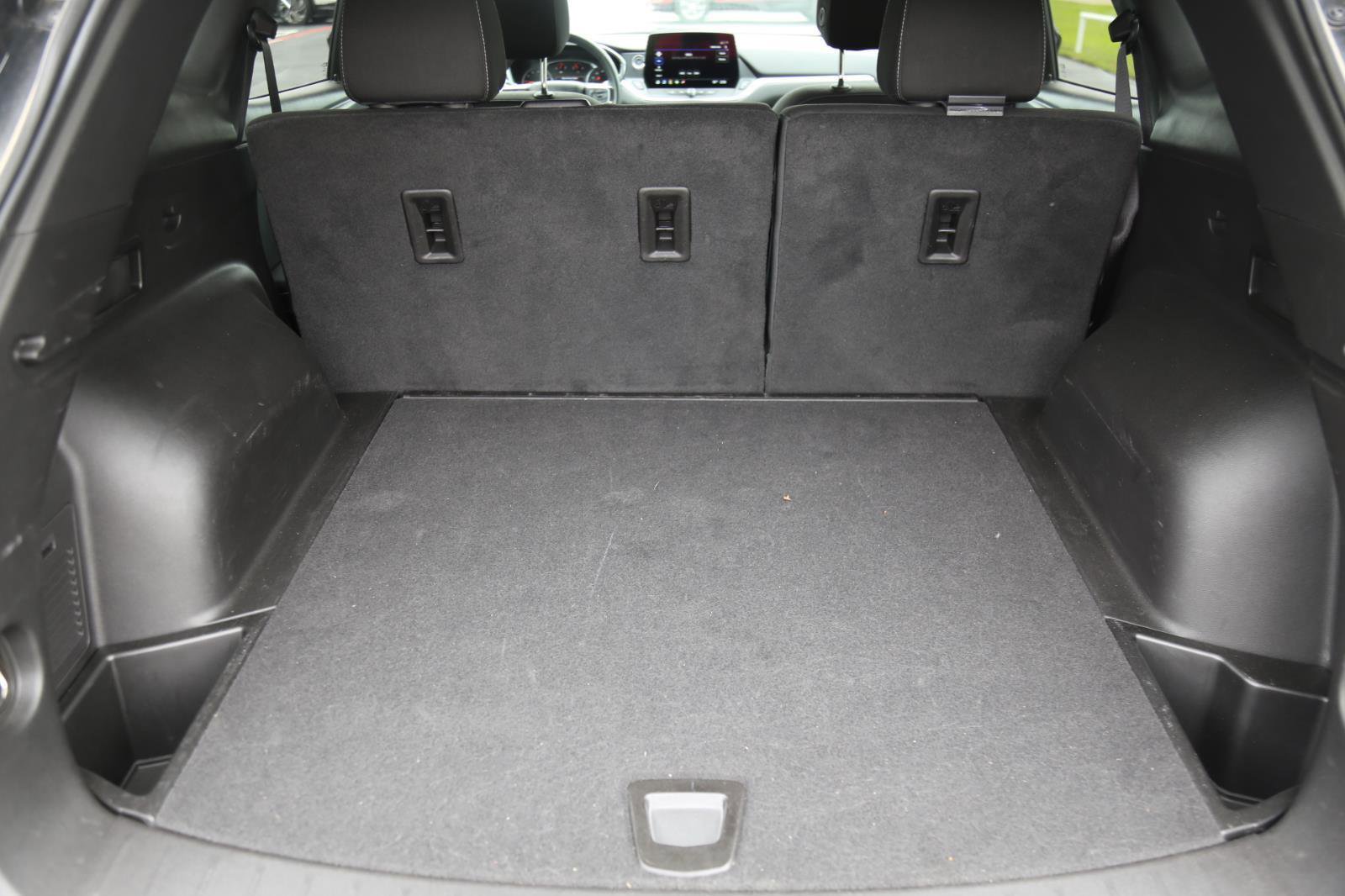 Used 2025 Chevrolet Blazer LT image 22