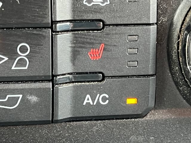 Used 2016 Ford F150 XLT w/ Equipment Group 302A Luxury AWD/4WD image 26
