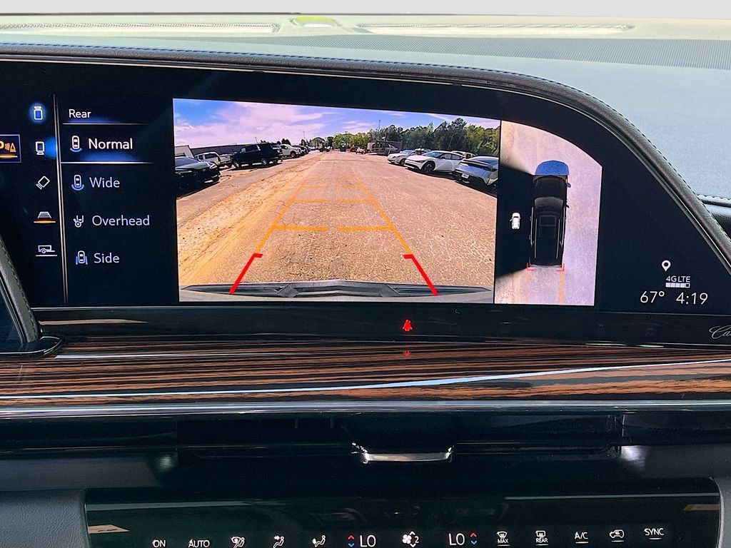 Used 2024 Cadillac Escalade Premium Luxury RWD image 25