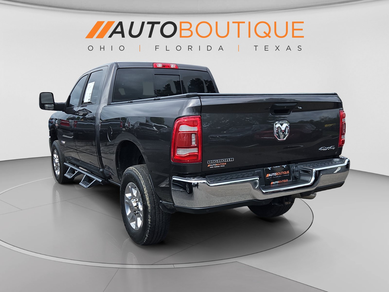 Used 2024 RAM 2500 Big Horn w/ Level 2 Equipment Group AWD/4WD image 3