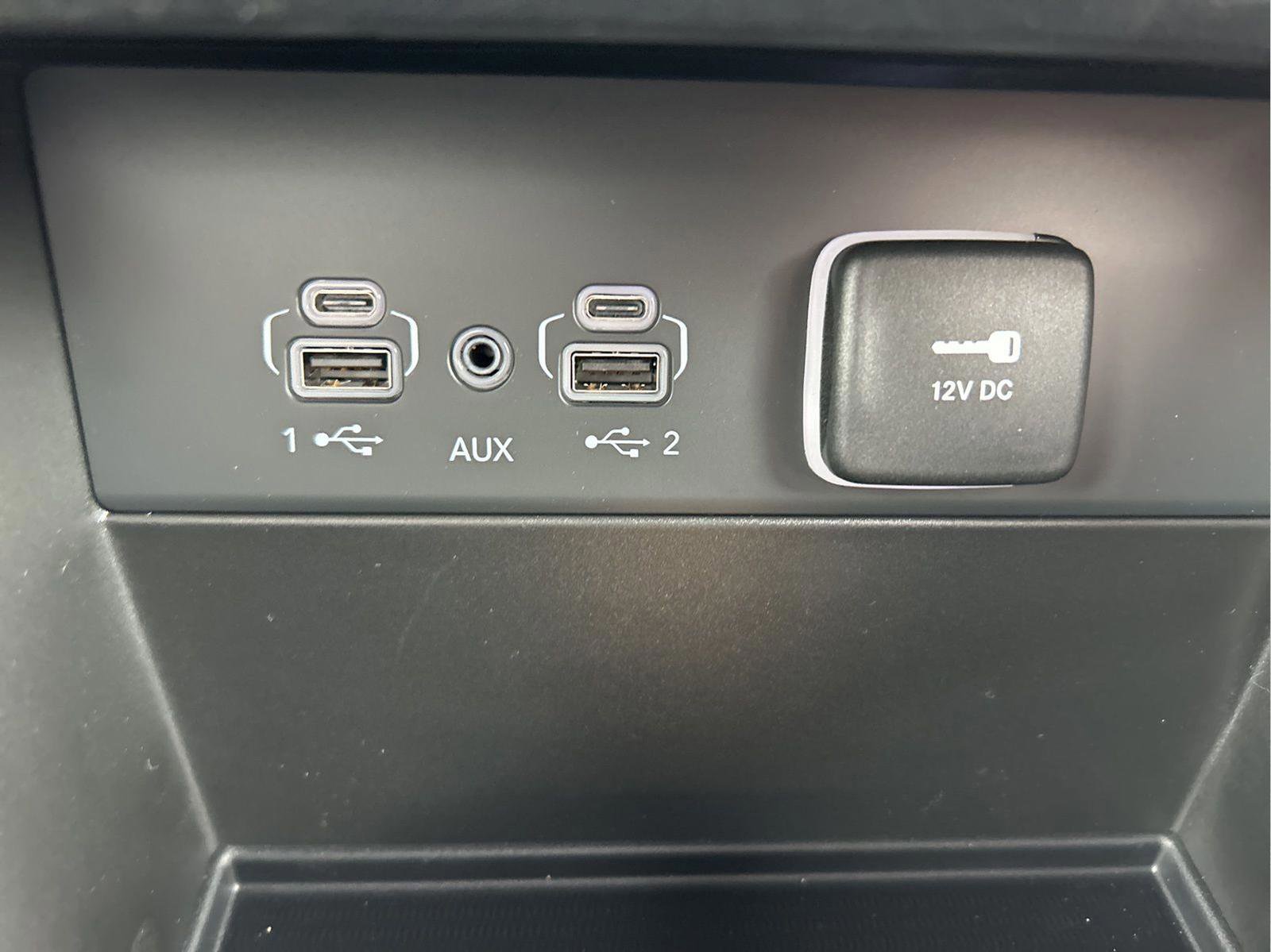 Used 2026 Jeep Grand Cherokee Limited image 21