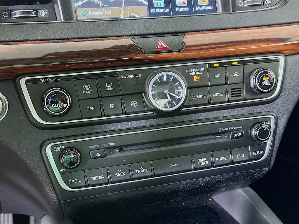 Used 2018 Kia Cadenza Technology FWD image 14