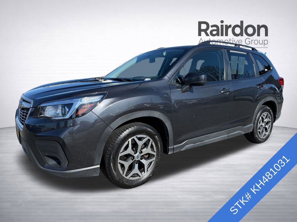 Used 2019 Subaru Forester Premium w/ All-Weather Package image 3
